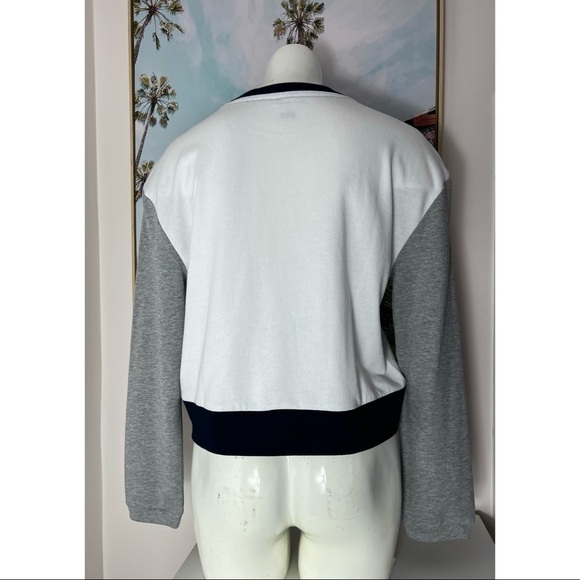 Tommy Hilfiger White Blue Grey Colorblock Long Sleeve Crew Shirt Size Medium - Picture 3 of 6